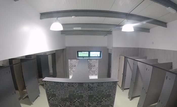 Toilets & Showers